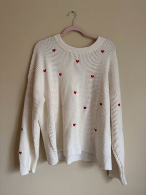 a new day Cream Crewneck Sweater with Red Heart Motif